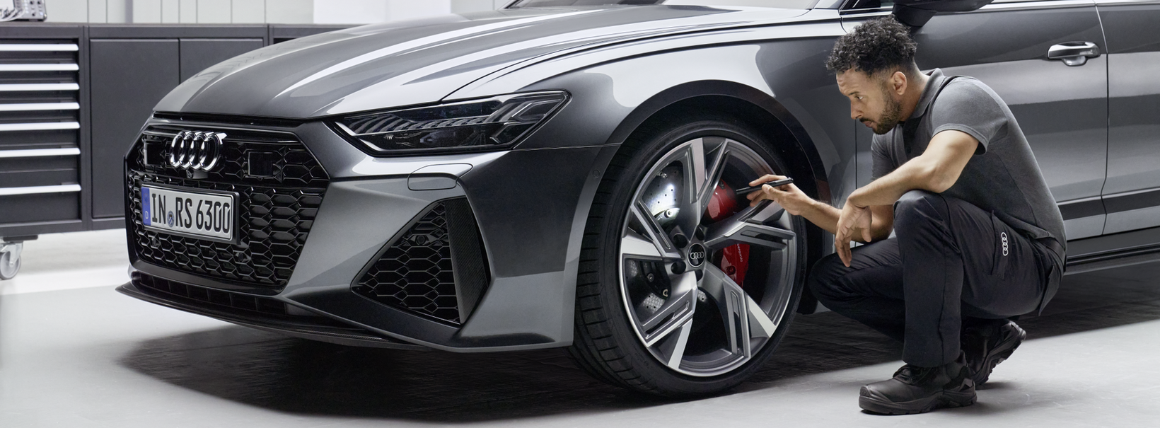 Kaj vse vključuje Audi servis?